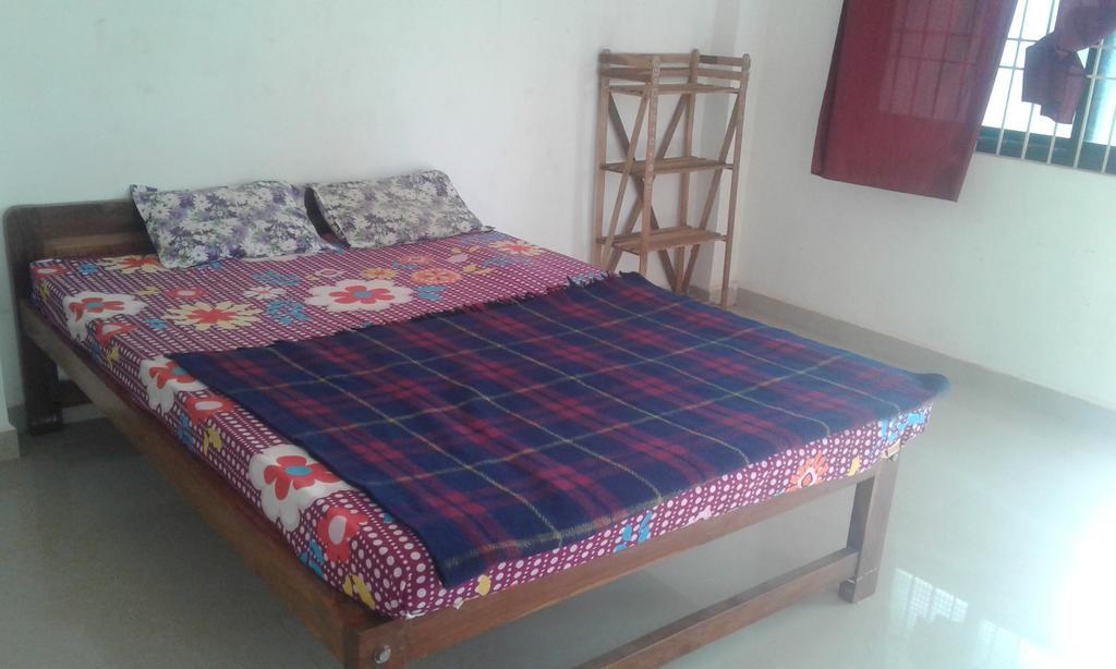Shanti Guest House อารัมบล ภายนอก รูปภาพ